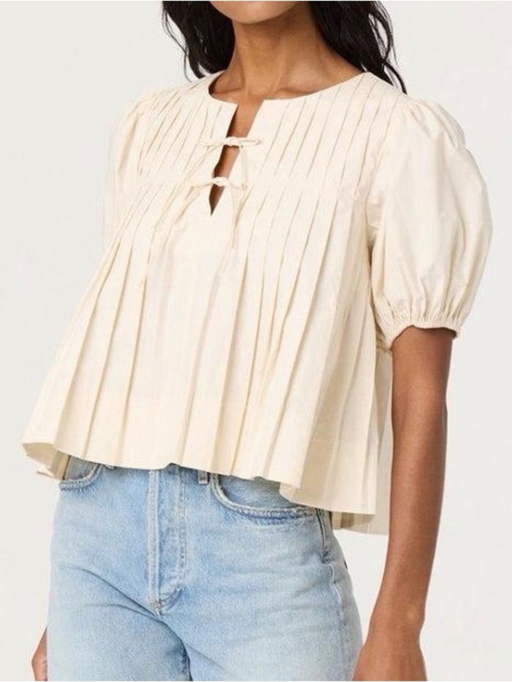 NWT Astr Cream Pleated Tie-Front Puff Sleeve Top